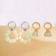 Set di ispirazione Mettiti all'opera con gli orecchini rotondi in acciaio inossidabile con perno