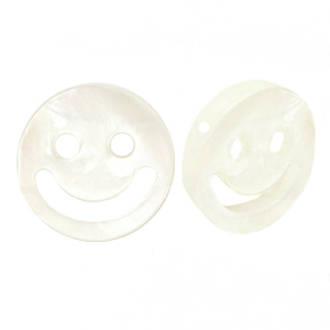 Perline di conchiglia smiley bianco (colore naturale)
