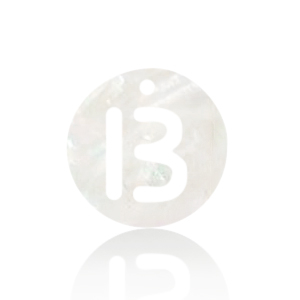 Pendenti di conchiglia prodotti speciali lettera B bianco (colore naturale)