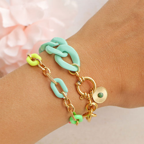 Lasciati ispirare dalle catene in acrilico e crea bellissimi gioielli