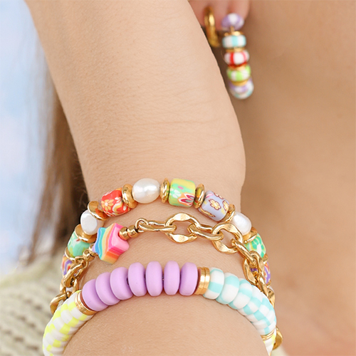 Idea creativa con perline in polimero con fiori