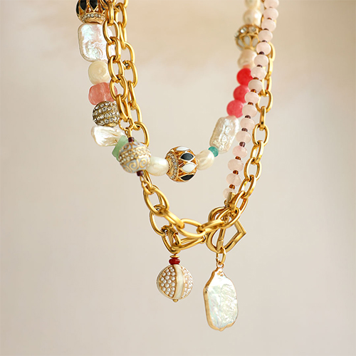 Crea gioielli chic con perline boh&eacute;mien