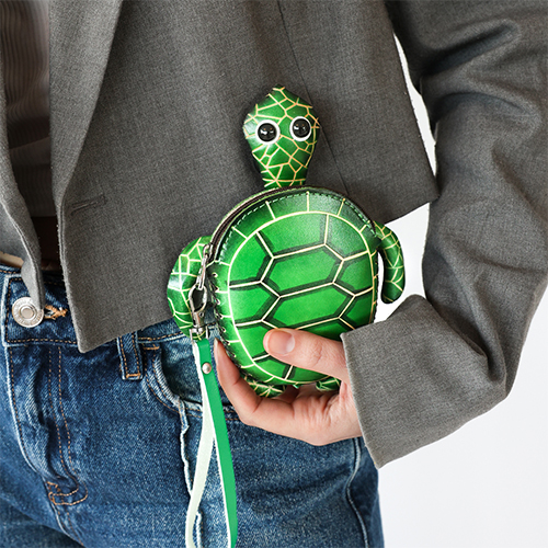 Crea una splendida collezione di portafogli e portachiavi in pelle