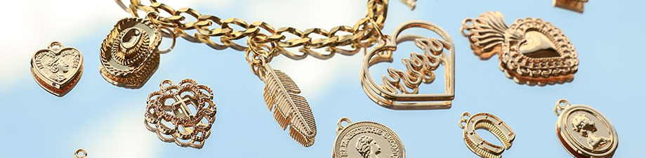 Novit&agrave;! Bellissimi ciondoli in metallo 