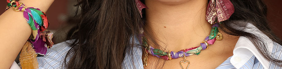 Acquista il nastro di seta Sari da Perline Ingrosso Online