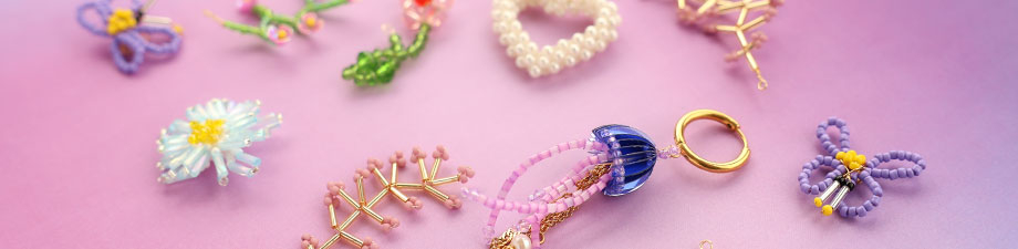 Nuova serie di perline di vetro all&rsquo;uncinetto